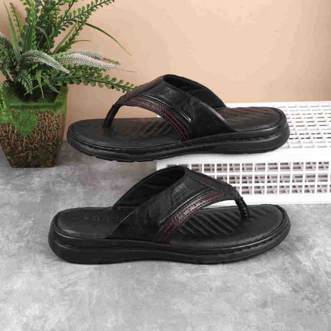 Mochi Men Black Casual Slippers (SKU: 16-943-11-41)