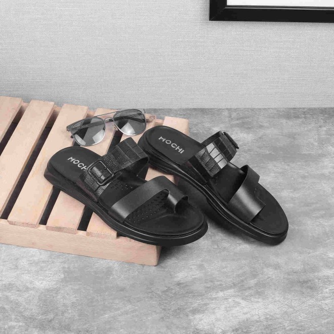 Mochi Men Black Casual Slippers (SKU: 16-948-11-45)