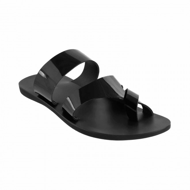Mochi Men Black Casual Chappals (SKU: 16-96-11-40)