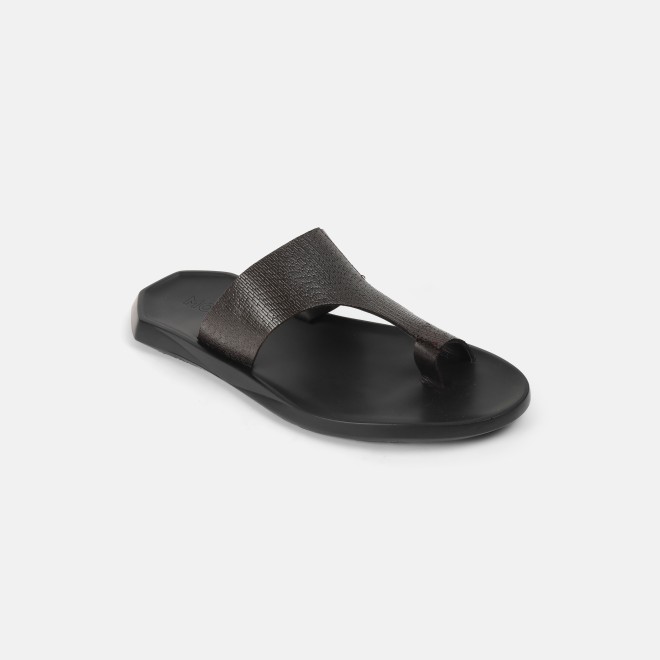 Mochi Men Brown Casual Slippers