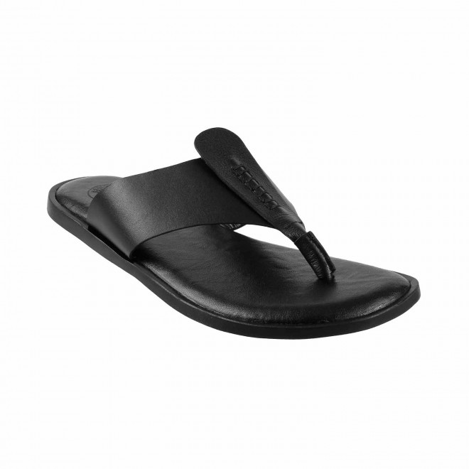 Mochi Men Black Casual Chappals