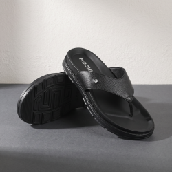 Mochi Men Black Casual Slippers