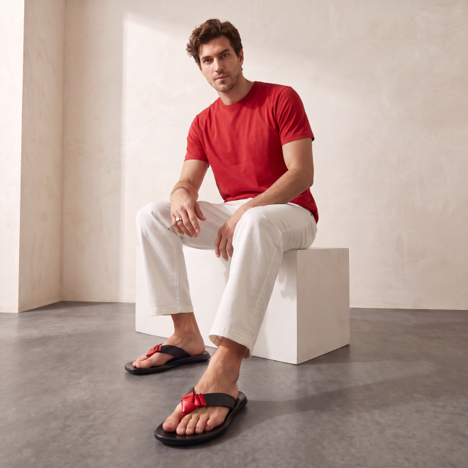 Mochi Men Black Casual Slippers (SKU: 16-998-11-40)
