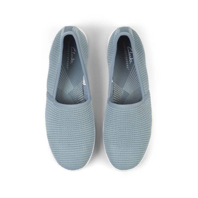 Clarks Women Light-blue Casual Walking Shoes (SKU: 161-1621-32-4)