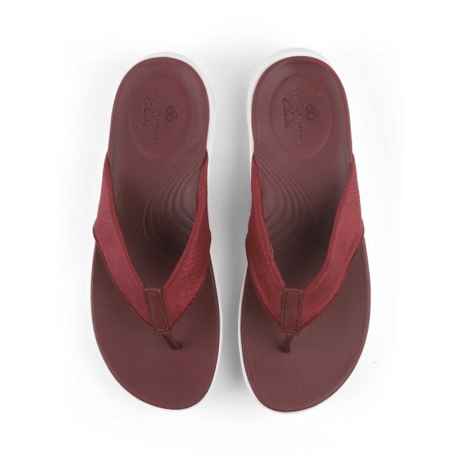 Clarks Women Maroon Casual Slippers (SKU: 161-1627-44-4)