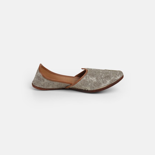 Mochi Men Gold Ethnic Jutis (SKU: 18-1023-15-42)