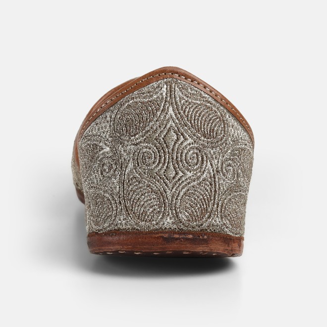 Mochi Men Gold Ethnic Jutis (SKU: 18-1023-15-42)