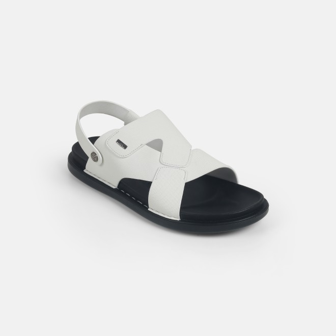 Mochi Men White Casual Sandals