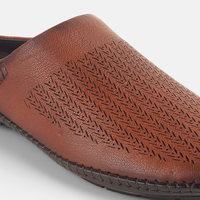 Mochi Men Tan Ethnic Jutis (SKU: 18-1086-23-40)