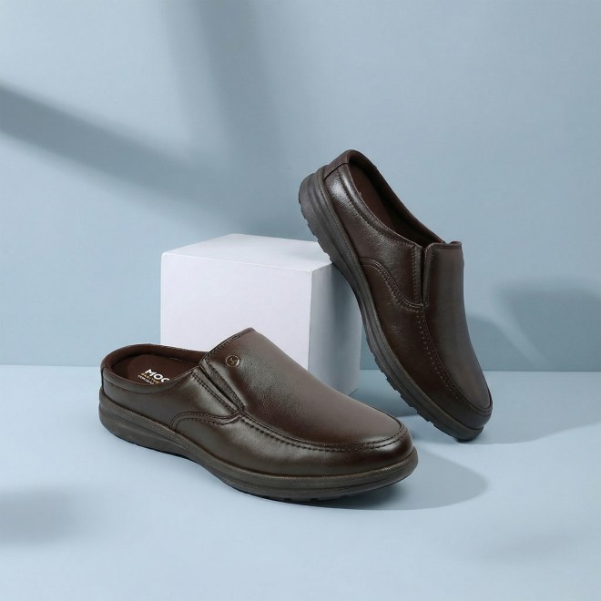 Mochi Men Brown Casual Slip Ons
