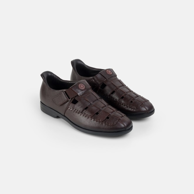 Mochi Men Brown Casual Sandals (SKU: 18-1157-12-40)