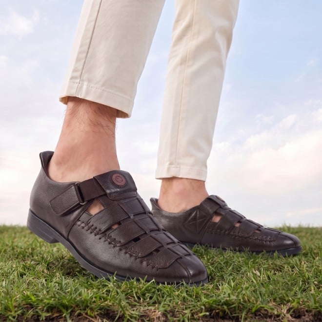 Mochi Men Brown Casual Sandals (SKU: 18-1157-12-40)