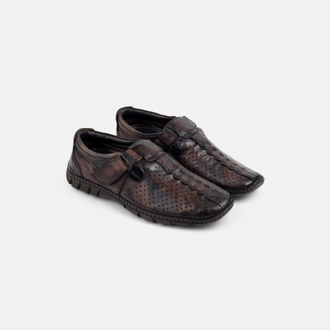 Mochi Men Brown Ethnic Sandals (SKU: 18-1168-12-40)