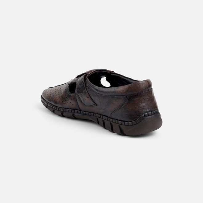 Mochi Men Brown Ethnic Sandals (SKU: 18-1168-12-40)