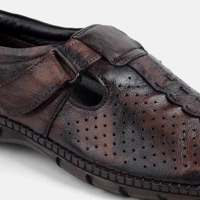 Mochi Men Brown Ethnic Sandals (SKU: 18-1168-12-40)