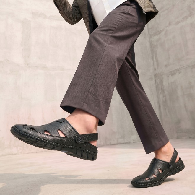 Mochi Men Black Casual Sandals (SKU: 18-1169-11-40)