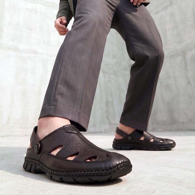 Mochi Men Brown Casual Sandals (SKU: 18-1169-12-40)