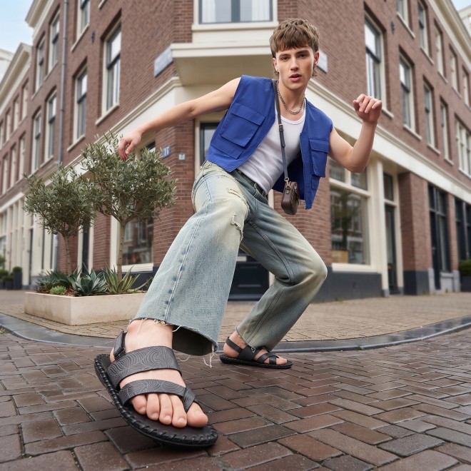 Mochi Men Grey Casual Sandals (SKU: 18-1180-14-40)