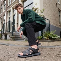 Mochi Men Black Casual Sandals