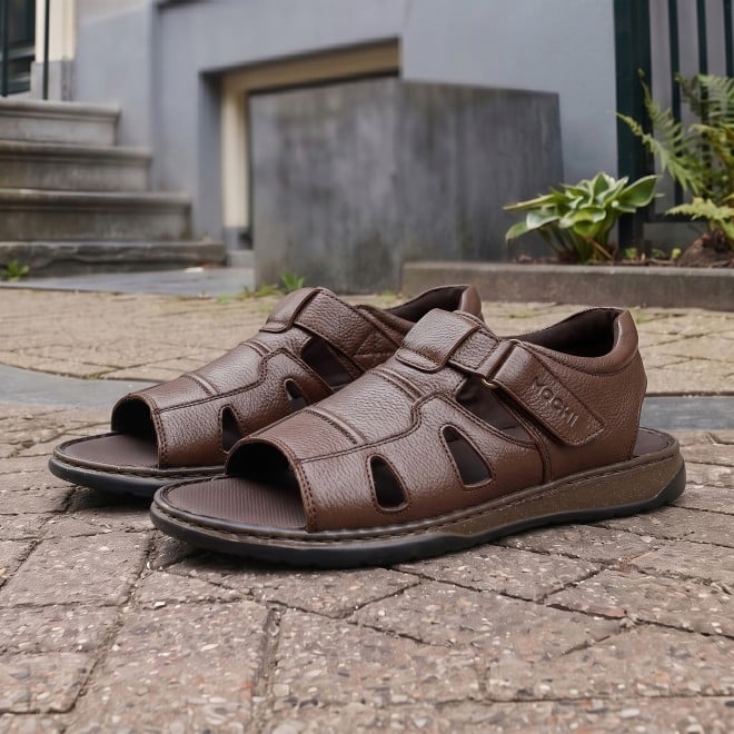 Mochi Men Brown Casual Sandals (SKU: 18-1186-12-40)