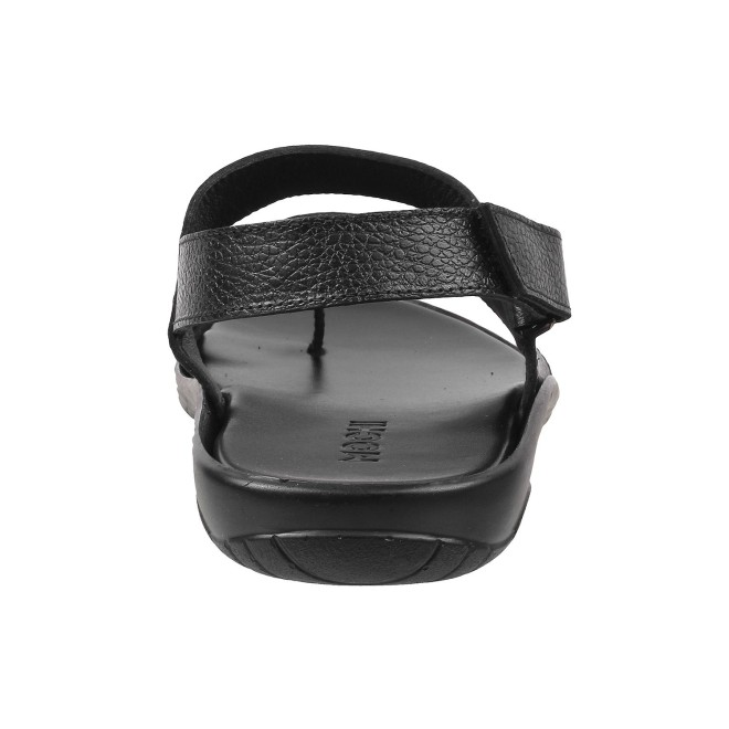 Mochi Men Black Casual Sandals (SKU: 18-1485-11-40)