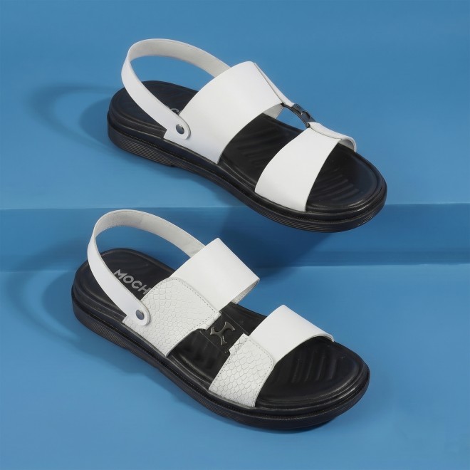 Mochi Men White Casual Sandals