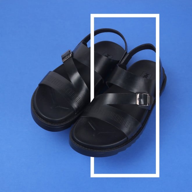 Mochi Men Black Casual Sandals