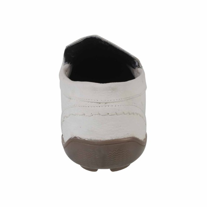 Mochi Men White Casual Loafers (SKU: 19-4290-16-41)
