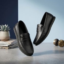 Mochi Men Black Casual Loafers