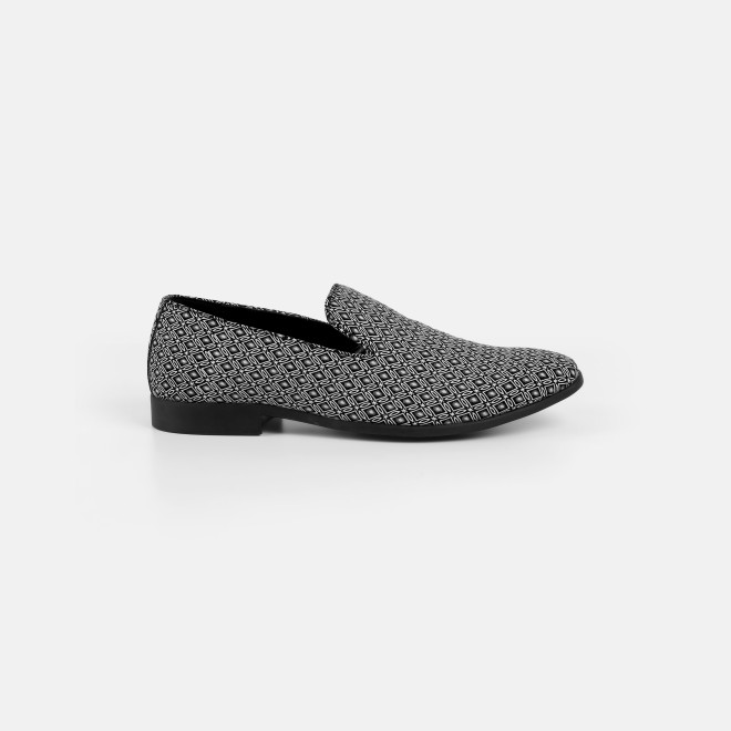 Mochi Men White-black Party Moccasin (SKU: 19-804-69-40)
