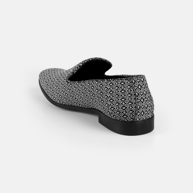 Mochi Men White-black Party Moccasin (SKU: 19-804-69-40)