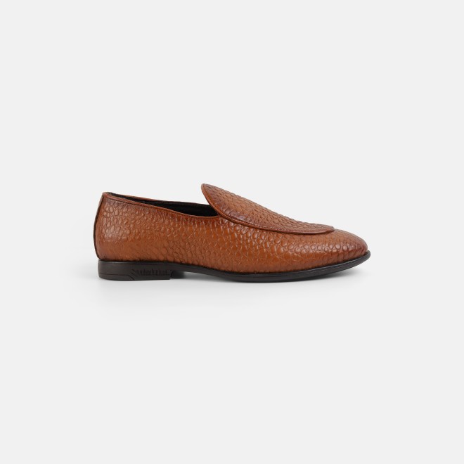 Mochi Men Tan Formal Moccasin (SKU: 19-887-23-40)