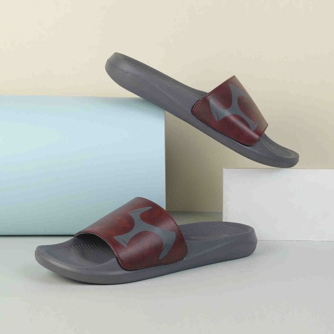 Mochi Men Maroon Casual Slippers & Flip Flops (SKU: 207-28-44-40)