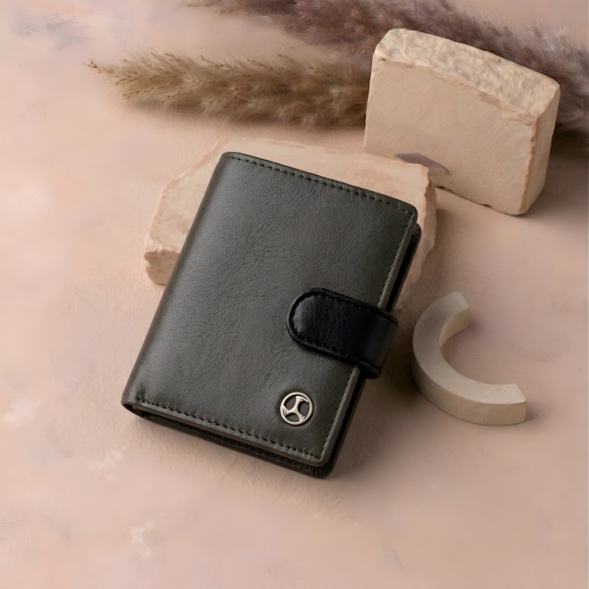 Mochi Men Olive Wallet