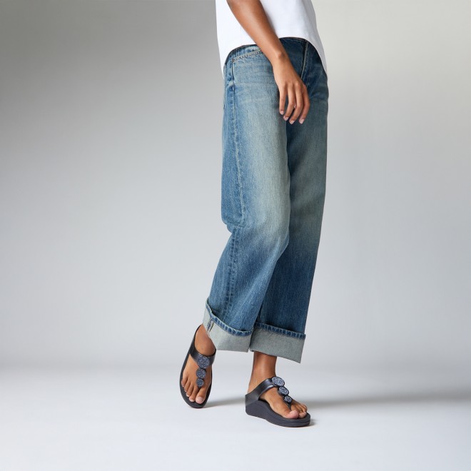Fitflop Halo Bead-Circle Metallic Toe-Post Sandals (SKU: 228-367-17-7)