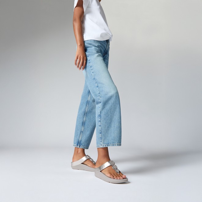 Fitflop Halo Bead-Circle Metallic Toe-Post Sandals (SKU: 228-367-27-4)