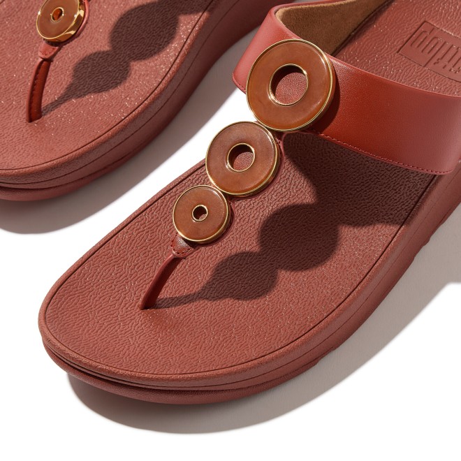 Fitflop Fino Resin-Hoop Leather Toe-Post Sandals (SKU: 228-405-25-3)