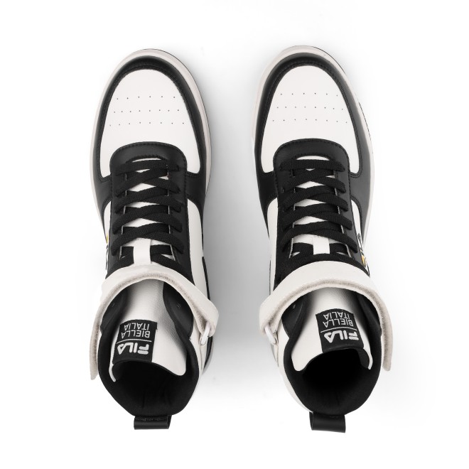 Fila Men White-black Sports Sneakers (SKU: 25-11011215-2378-7)