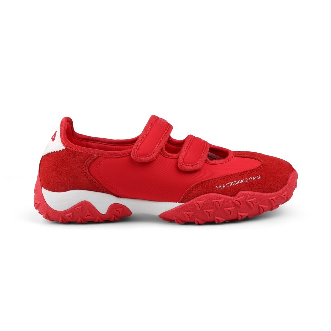 Fila Women Red Sports Walking Shoes (SKU: 25-11011417-18-6)