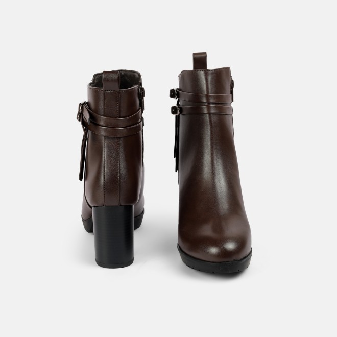 Mochi Women Brown Party Boots (SKU: 31-1029-12-36)