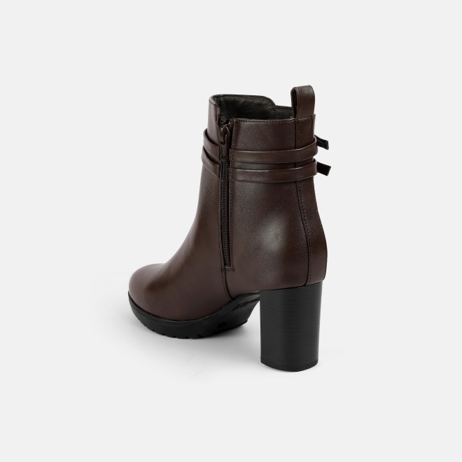Mochi Women Brown Party Boots (SKU: 31-1029-12-36)