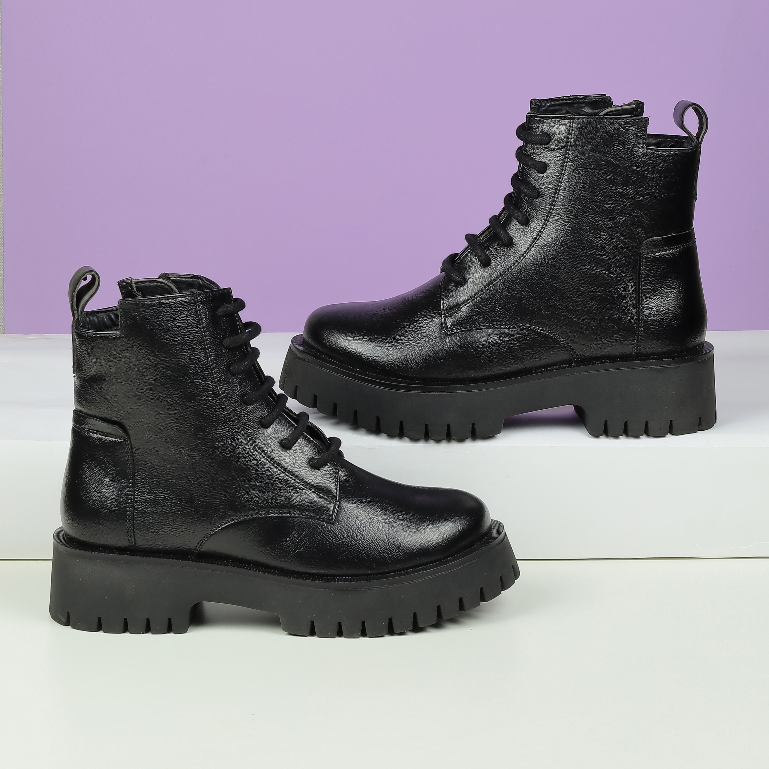Mochi Women Black Party Boots