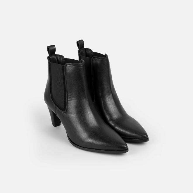 Mochi Women Black Party Boots (SKU: 31-1075-11-36)