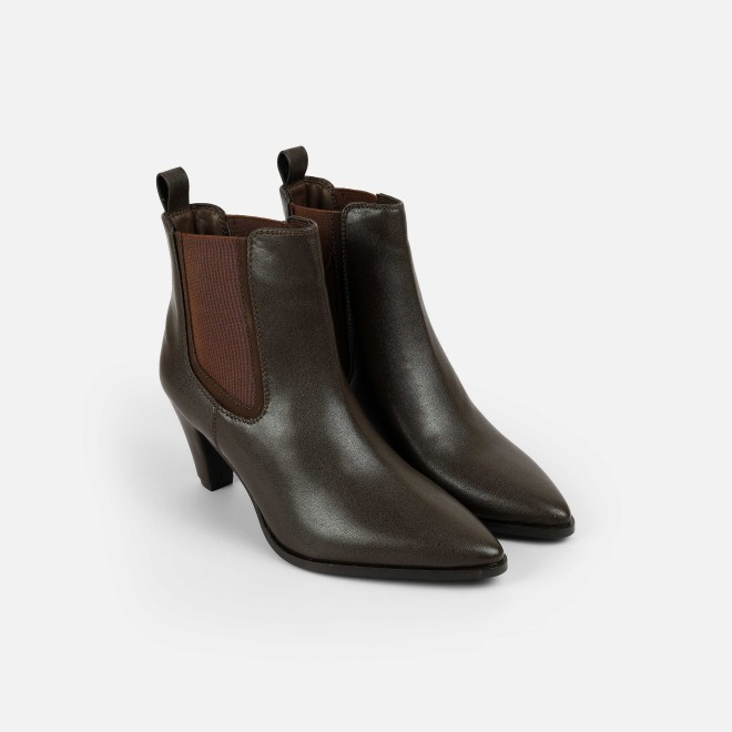 Mochi Women Brown Party Boots (SKU: 31-1075-12-36)