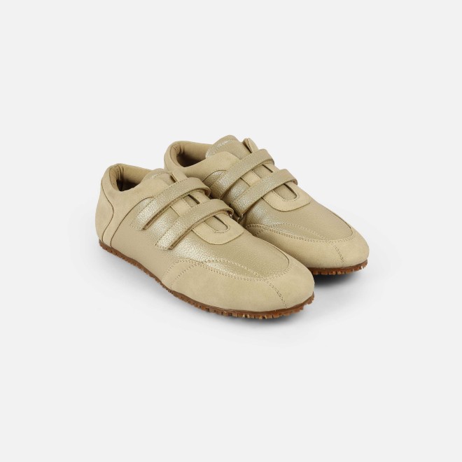 Mochi Women Gold Casual Sneakers (SKU: 31-1077-15-36)