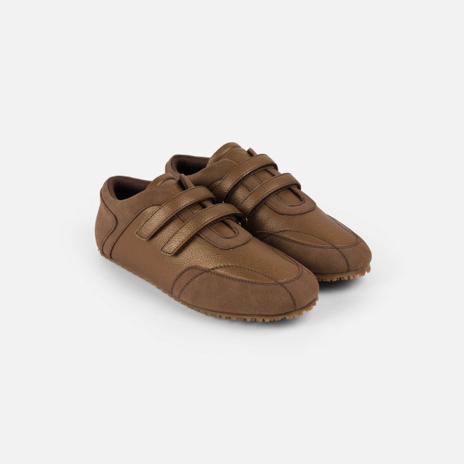 Mochi Women Bronze Casual Sneakers (SKU: 31-1077-46-36)