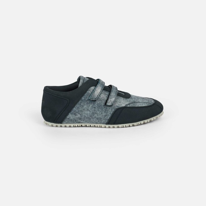 Mochi Women Blue Casual Sneakers (SKU: 31-1077-45-36)