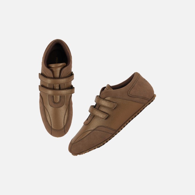 Mochi Women Bronze Casual Sneakers (SKU: 31-1077-46-36)