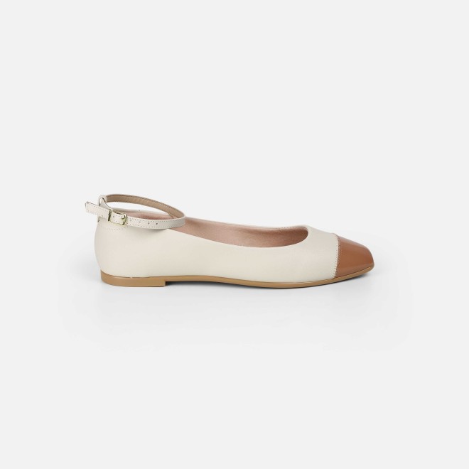 Mochi Women Peach Casual Ballerinas (SKU: 31-1091-80-37)