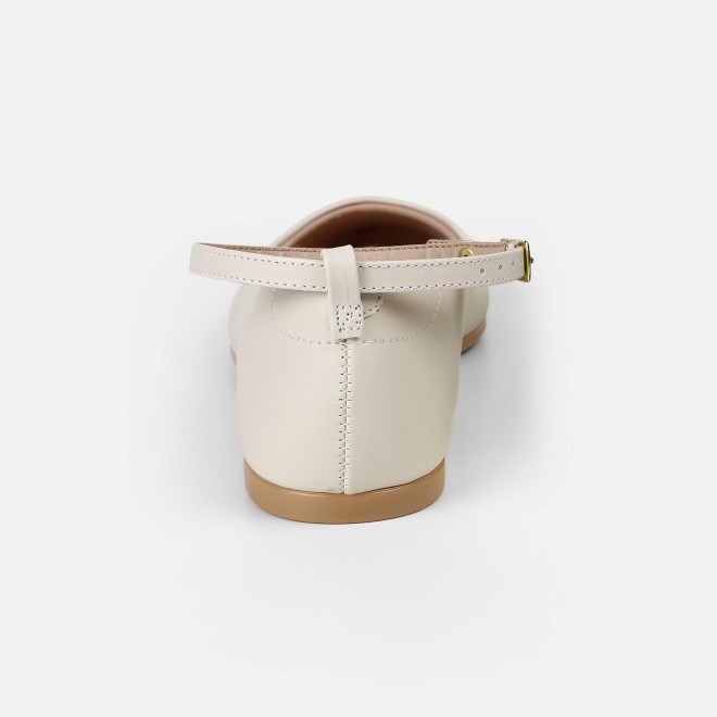 Mochi Women Peach Casual Ballerinas (SKU: 31-1091-80-37)